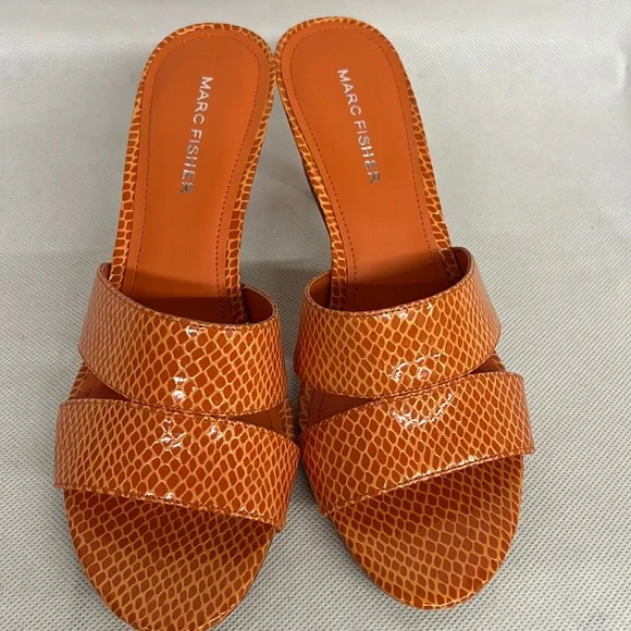 NEW Marc Fisher Queta Sandal Snakeskin Animal Print Strappy Open Sandal orange - Picture 3 of 7